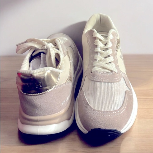 Vintage Havana Run Nude Glitter Star Sneaker Women’s Size 9. - Picture 7 of 9